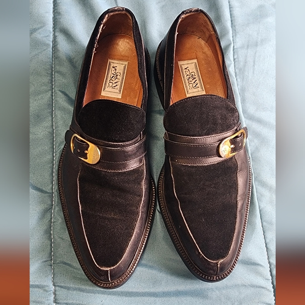 VINTAGE 1990’s GIANNI VERSACE DESIGNER MEDUSA LOAFERS